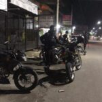 Polisi Bersenjata Lengkap Tongkrongi Lokasi Balap Liar di Bulukumba